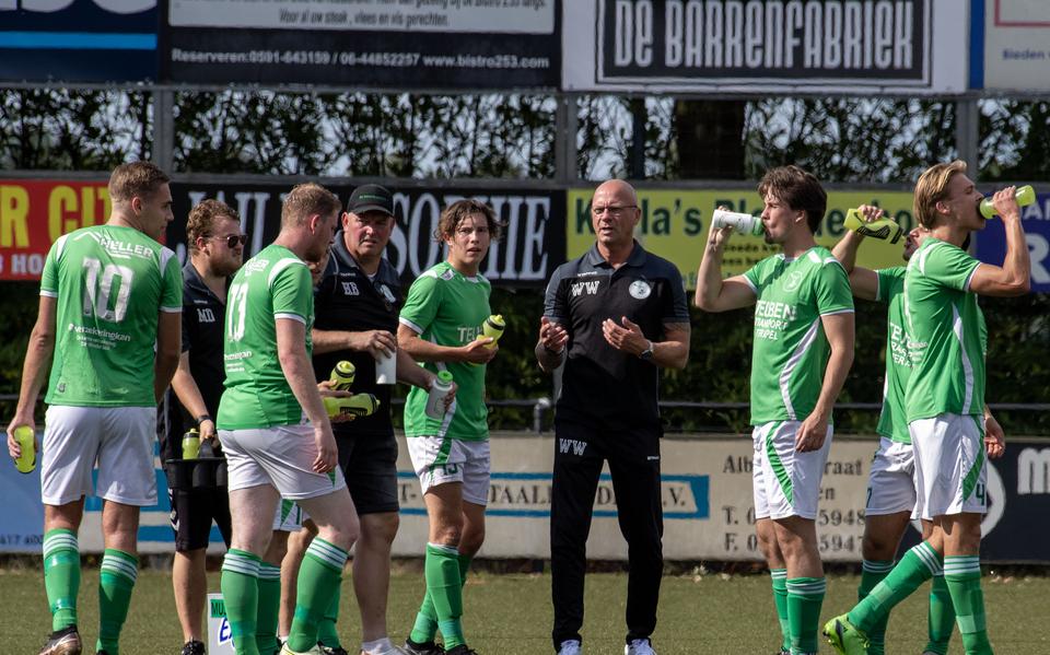 Speler VV Musselkanaal Gebruikt Openlijk Harddrugs In Spelersbus