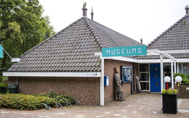 De Kennismakers Noordenveld Naar Museum Voor Valse Kunst Dagblad Van