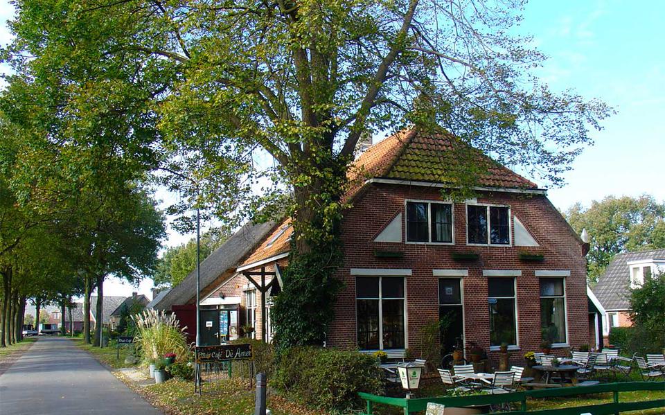 Cultureel café De Amer breidt de Acht van Amen uit met het Aomer