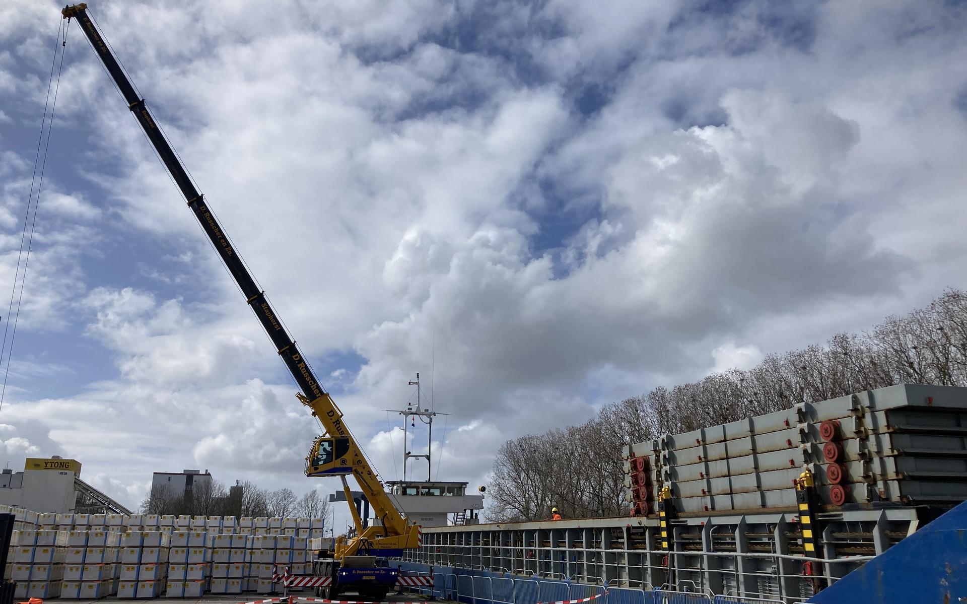 Eerste zeeschip vaart van Meppel naar Denemarken: 'Ik kan wel huilen