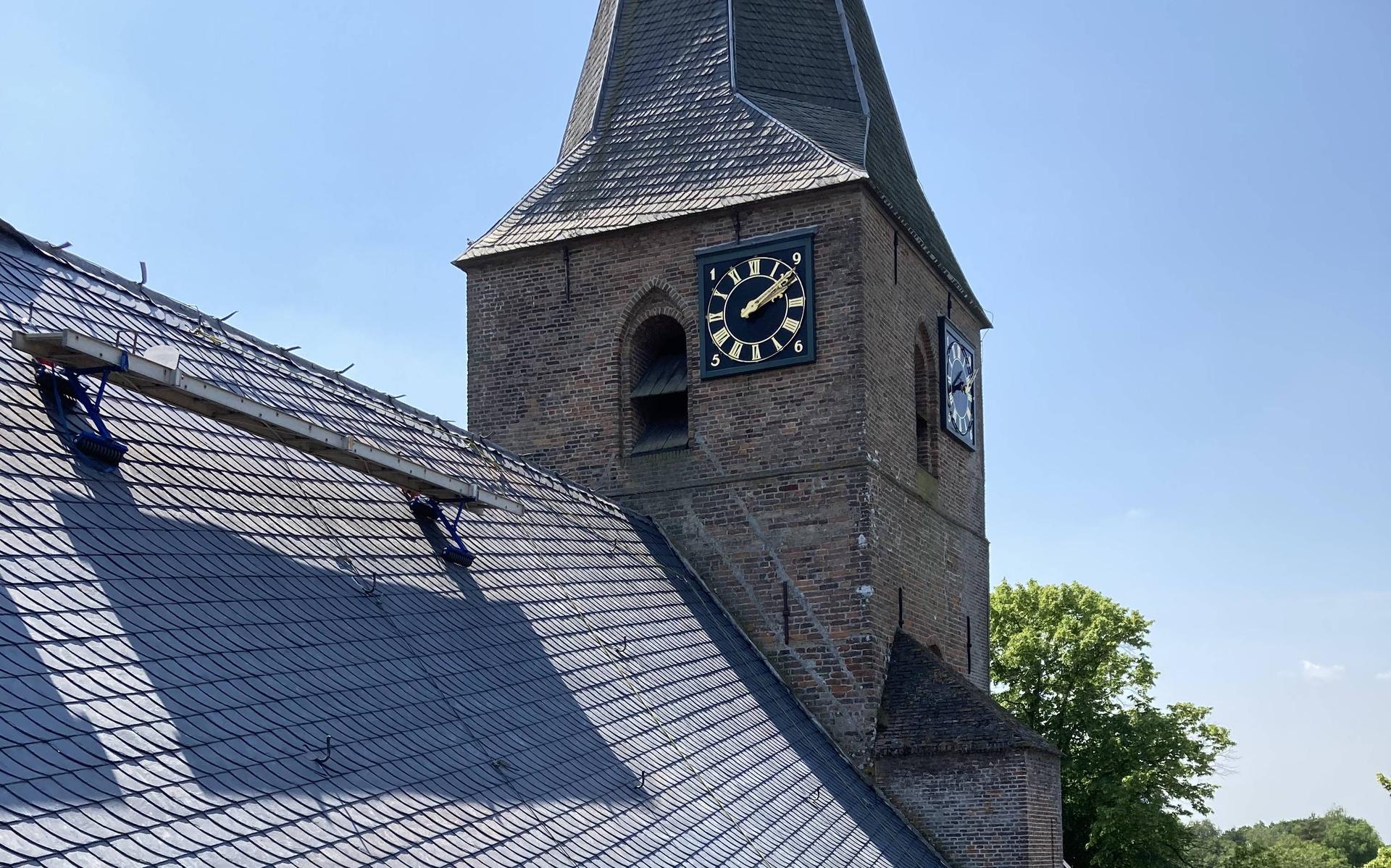 Leien Van Pancratius Kerk In Diever Gaan In De Verkoop Om Bij Te Dragen