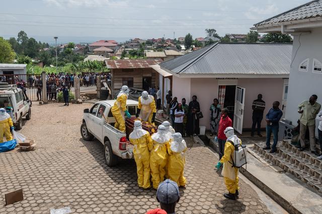 Klaasje (52) uit Staphorst woont en werkt in Bunia, Congo, het epicentrum van de dodelijke ebola-epi