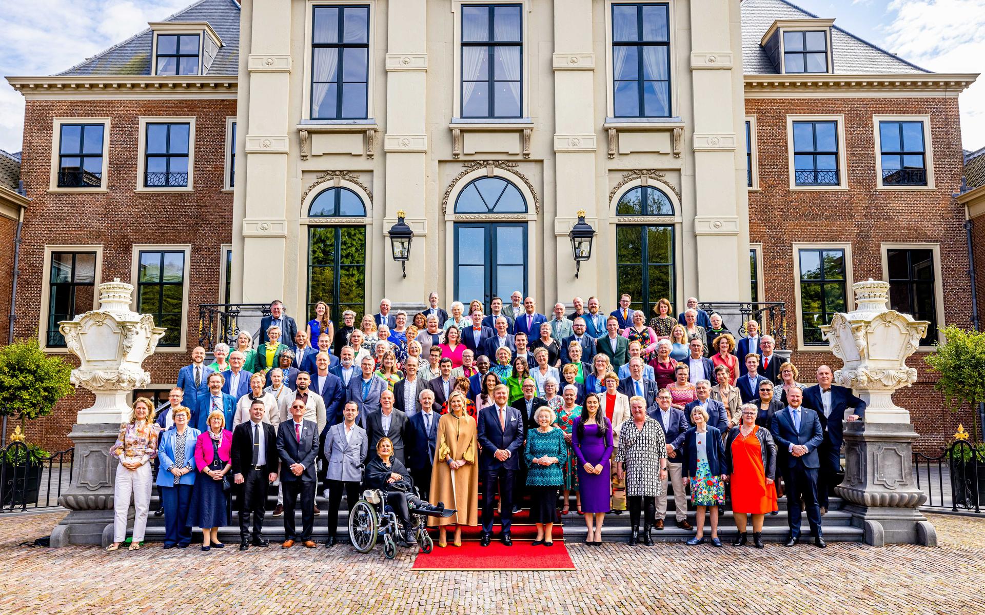 Annie Verboom uit Nijensleek heeft prachtige dag. Ze mag lunchen met Koning Willem-Alexander