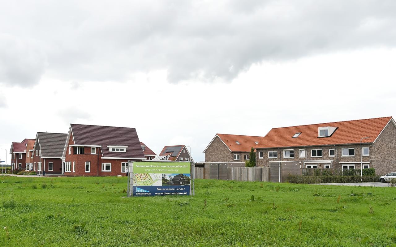 Voor Nieuwveense Landen zijn nog flink wat plannen voor woningen. Voor Nieuwveense Landen zijn nog flink wat plannen voor woningen.