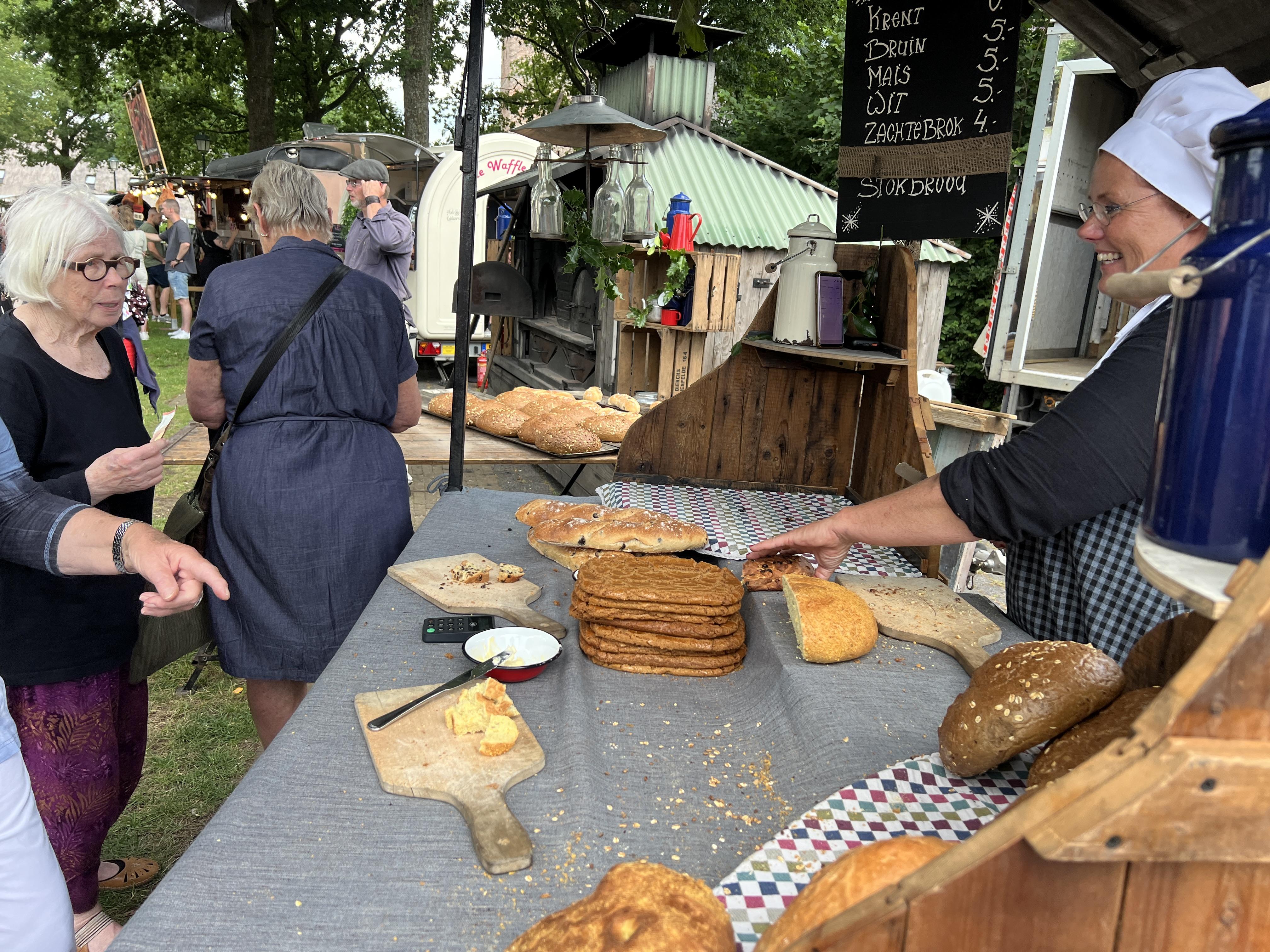 Sfeer en vakmanschap tijdens Heerlijk Landleven Fair in Vledder