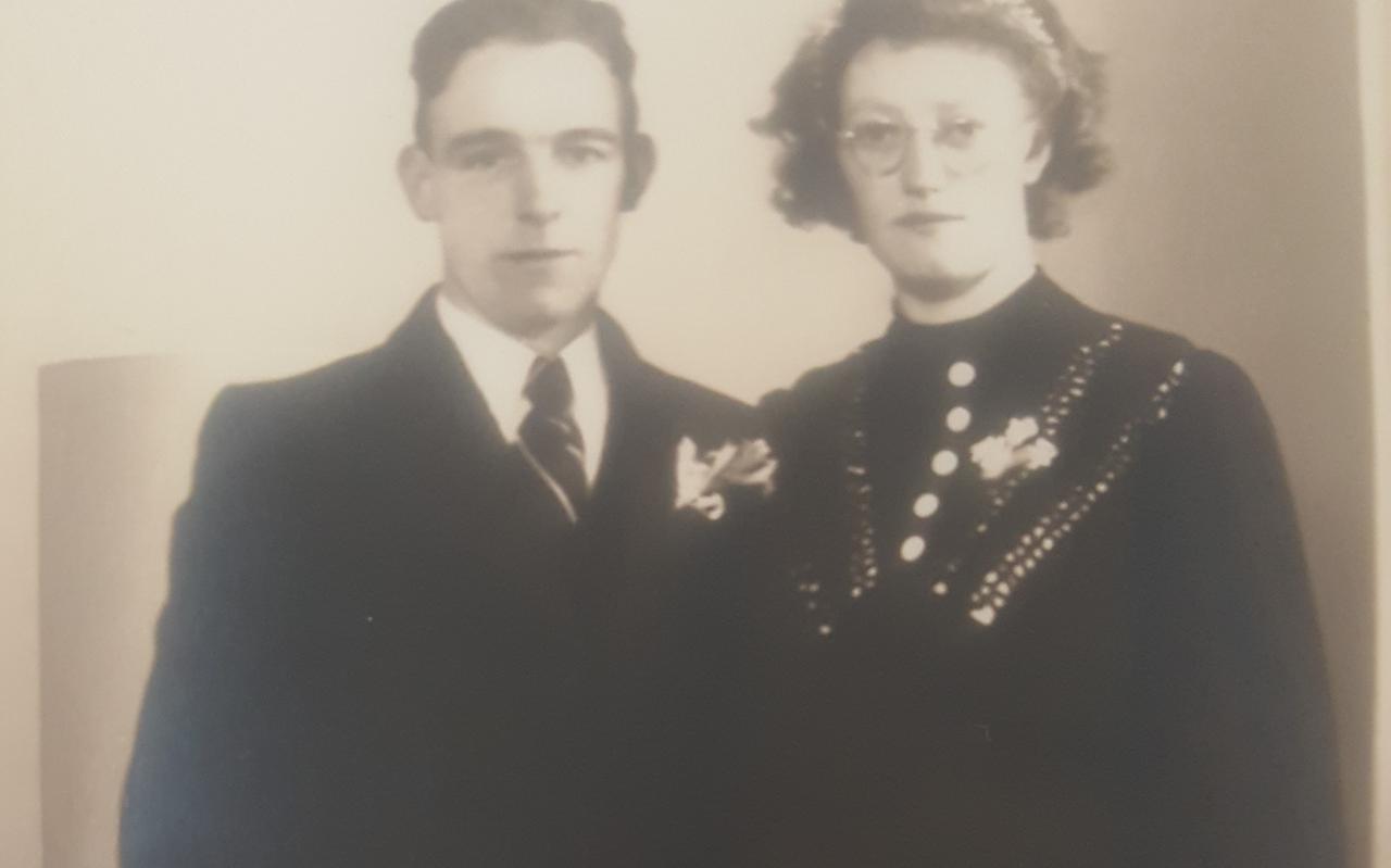 Jan en Hilligje Pit-Wanningen op hun trouwdag in 1947.