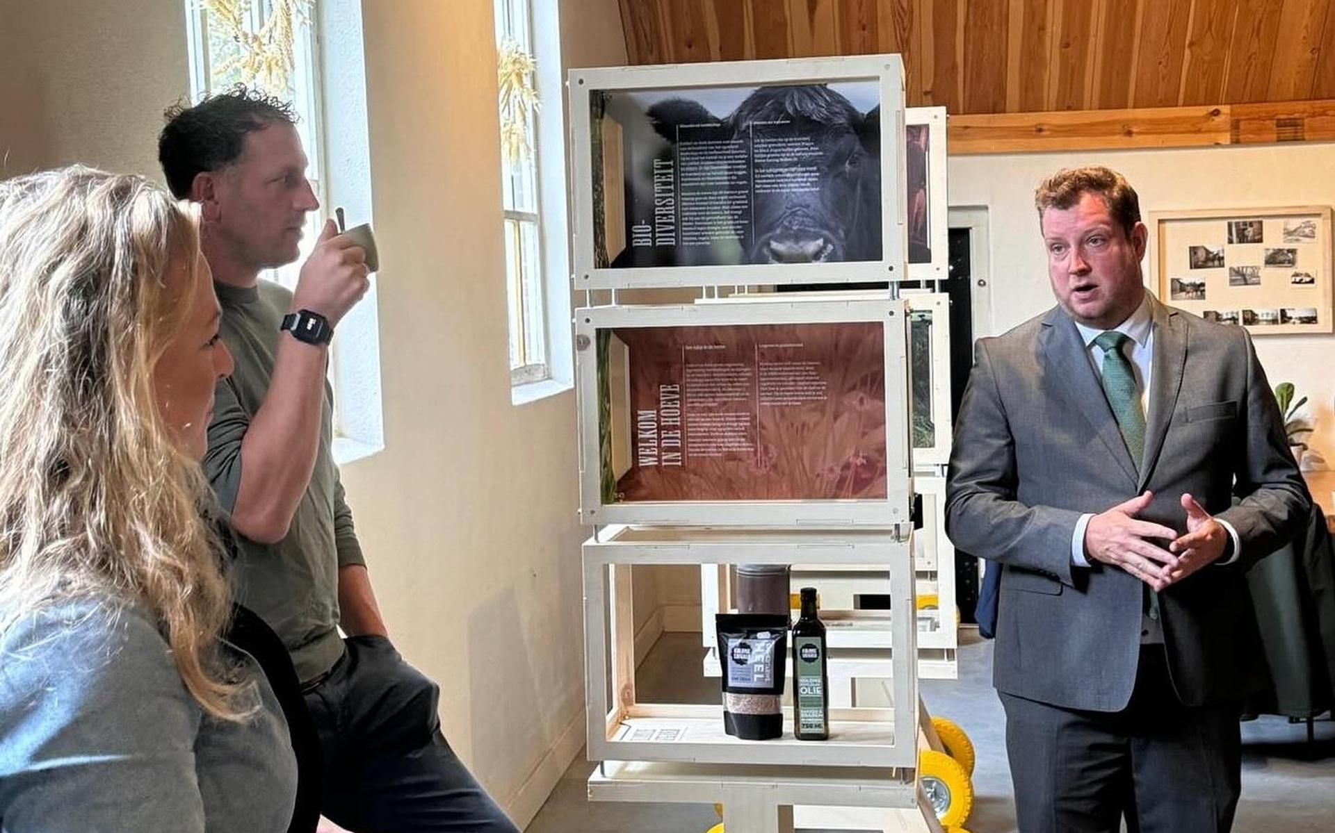 Landbouwbeleving in Hoeve Koning Willem III verbindt vroeger naar nu. Ruth en Aaldert Middelwijk bre