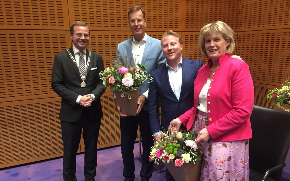 Het Meppeler college bij de installatie, vorig jaar. Van links naar rechts: burgemeester Richard Korteland en de wethouders Klaas de Vries, Robin van Ulzen en Jeanet Bos.