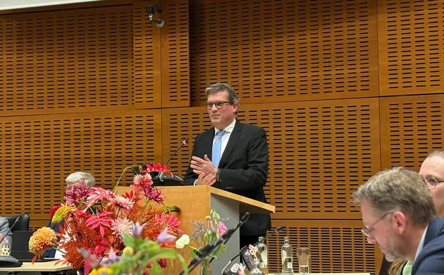 Verkenner raadt relatietherapie aan voor Sterk Meppel en VVD. 'Stabiliteit is niet de helft plus één