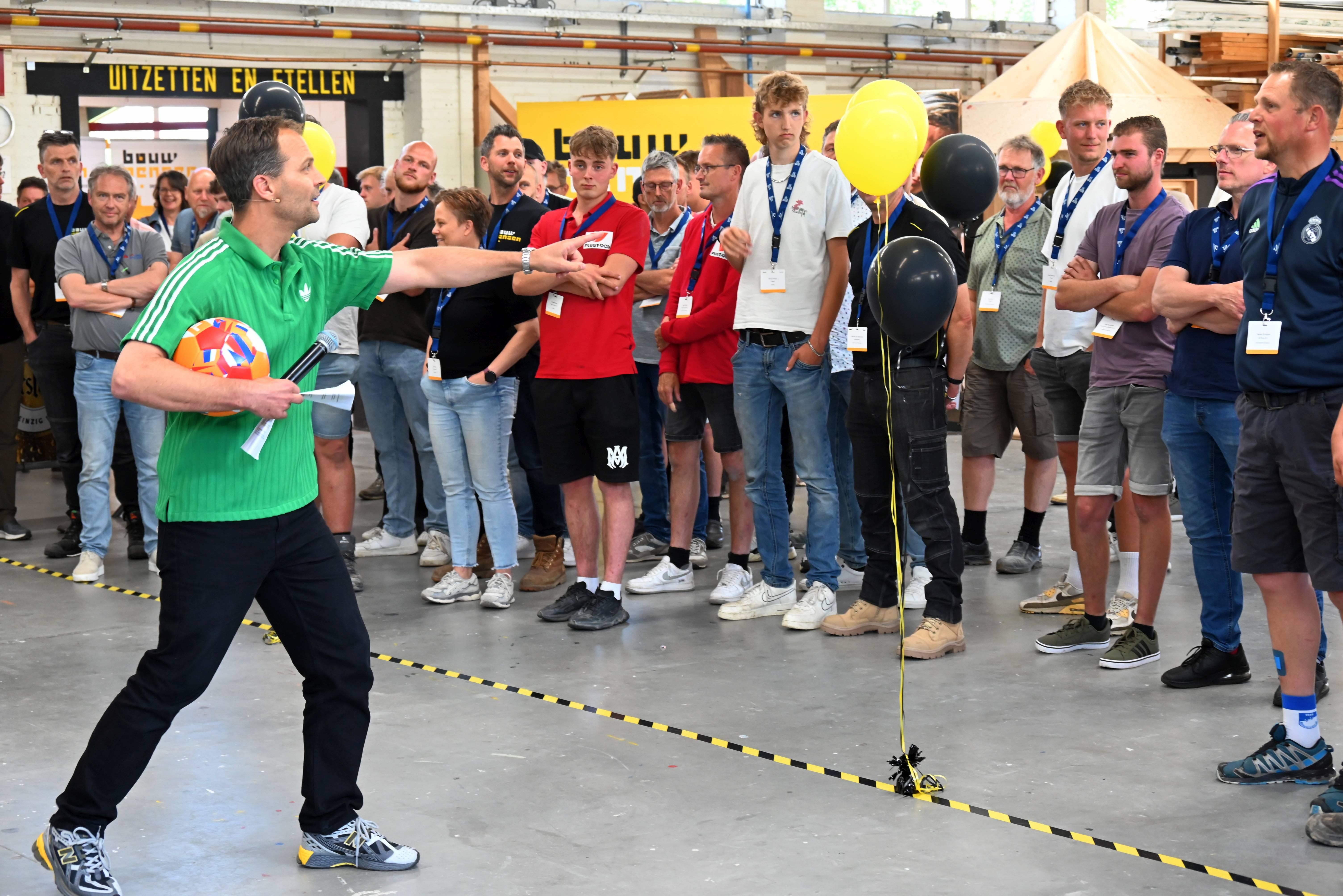 Bouwmensen Ruinen brengt leermeesters en leerlingen samen met Bas Nijhuis: ‘de bouw is topsport’