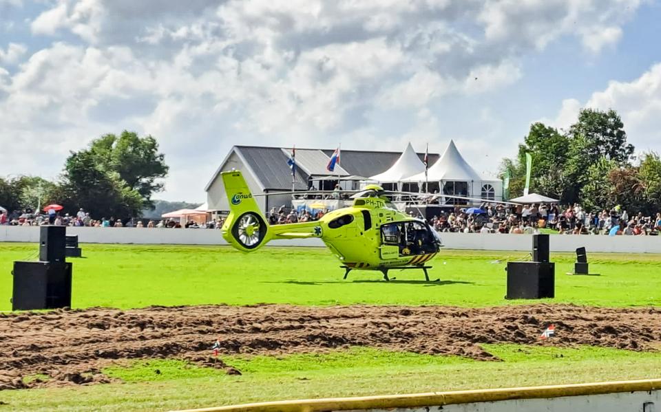 Motorrijder overleden na ongeluk met zijspan tijdens grasbaanraces Eenrum.