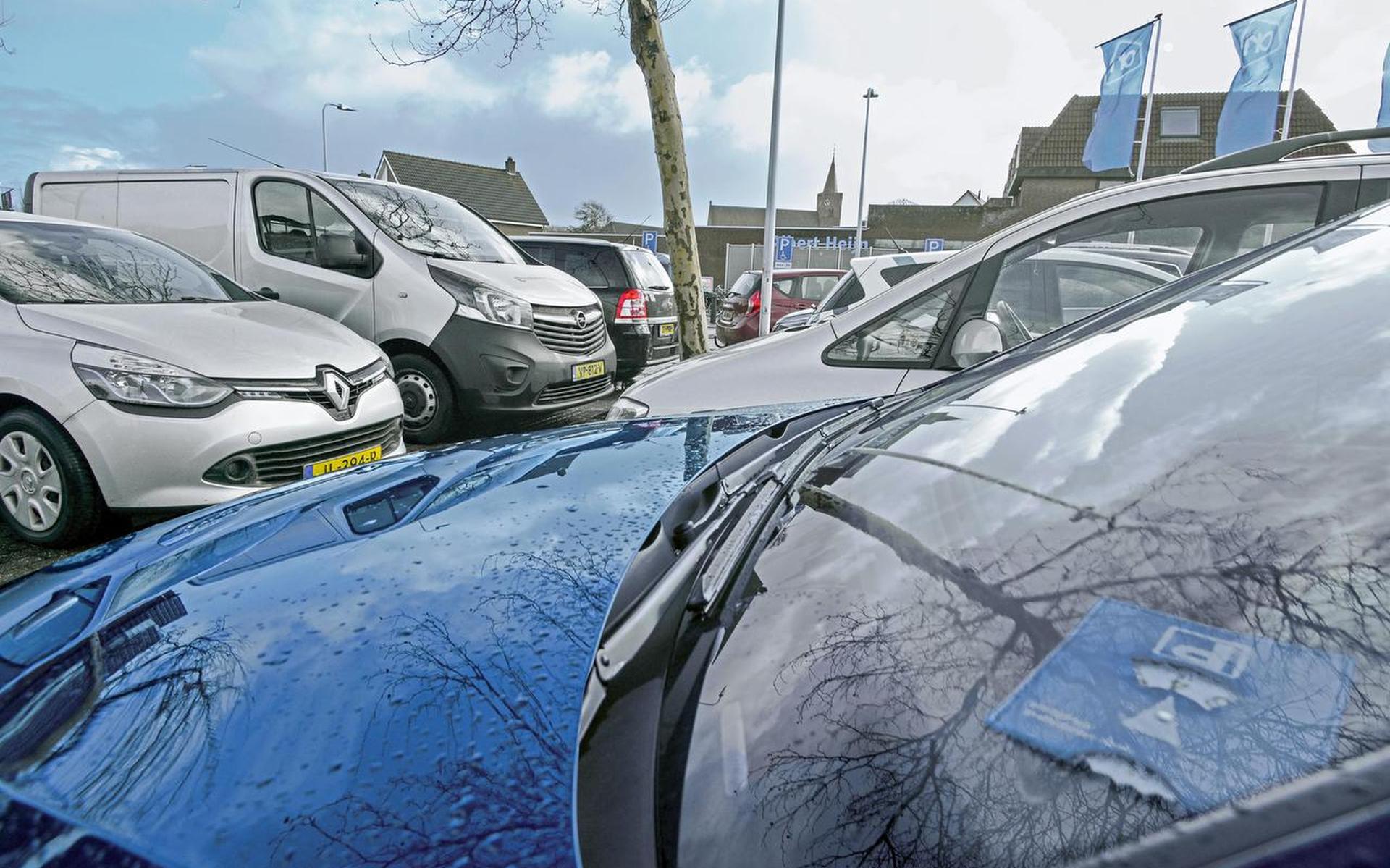 De meeste automobilisten op Texel schaffen een digitaal Texelvignet aan om te parkeren.