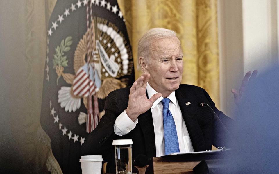 President Joe Biden krijgt steeds meer kritiek vanwege het gebrek aan transparantie over de objecten.