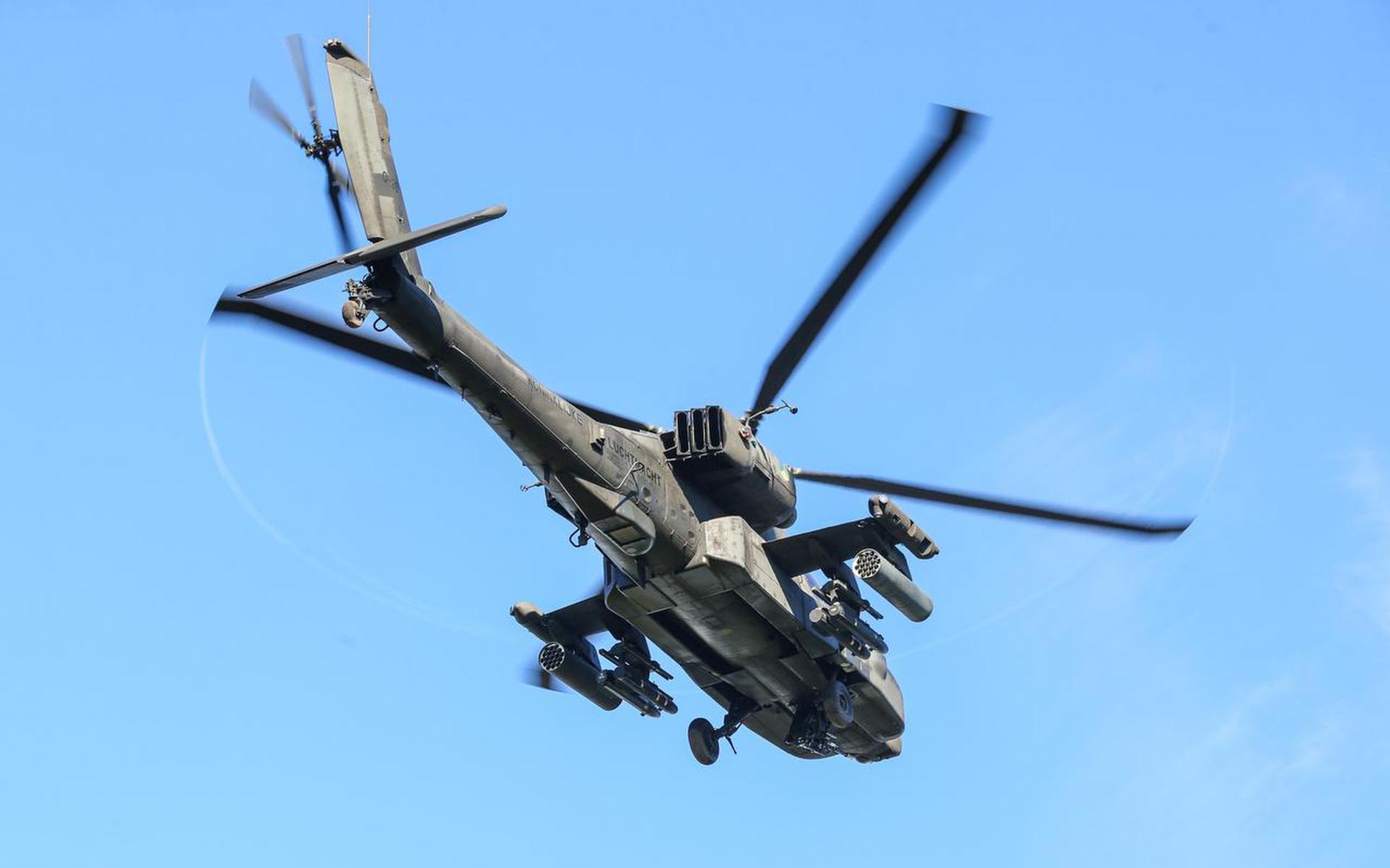 De Apache is een gevechtshelikopter.