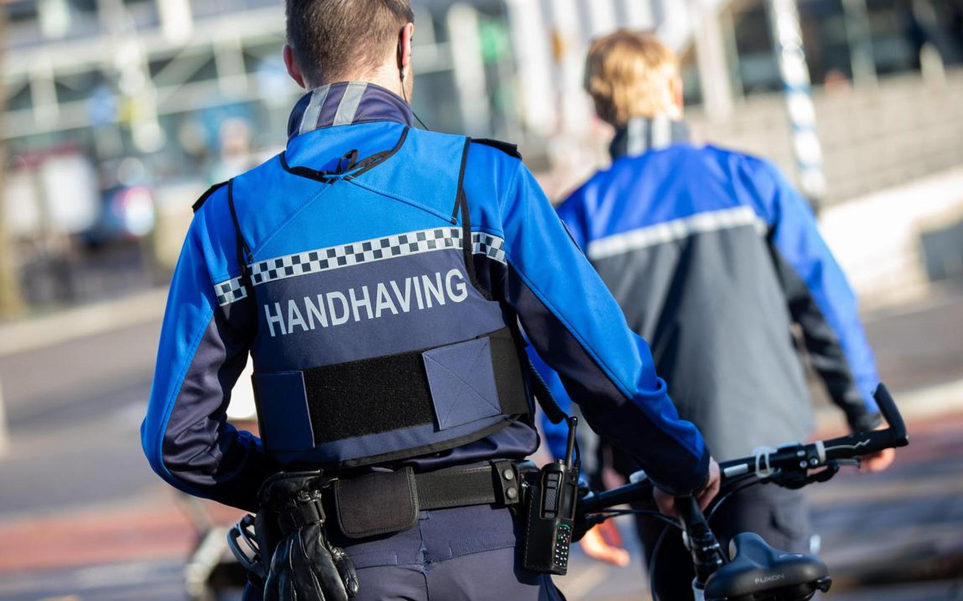 De uitrusting van boa's in Groningen wordt binnenkort uitgebreid met een bodycam.
