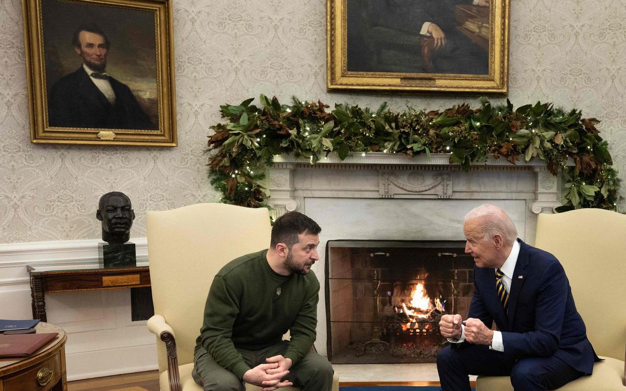 Oekraïense president Volodimir Zelenski ontmoette in Washington de Amerikaanse president Joe Biden en sprak daarna het Congres toe.