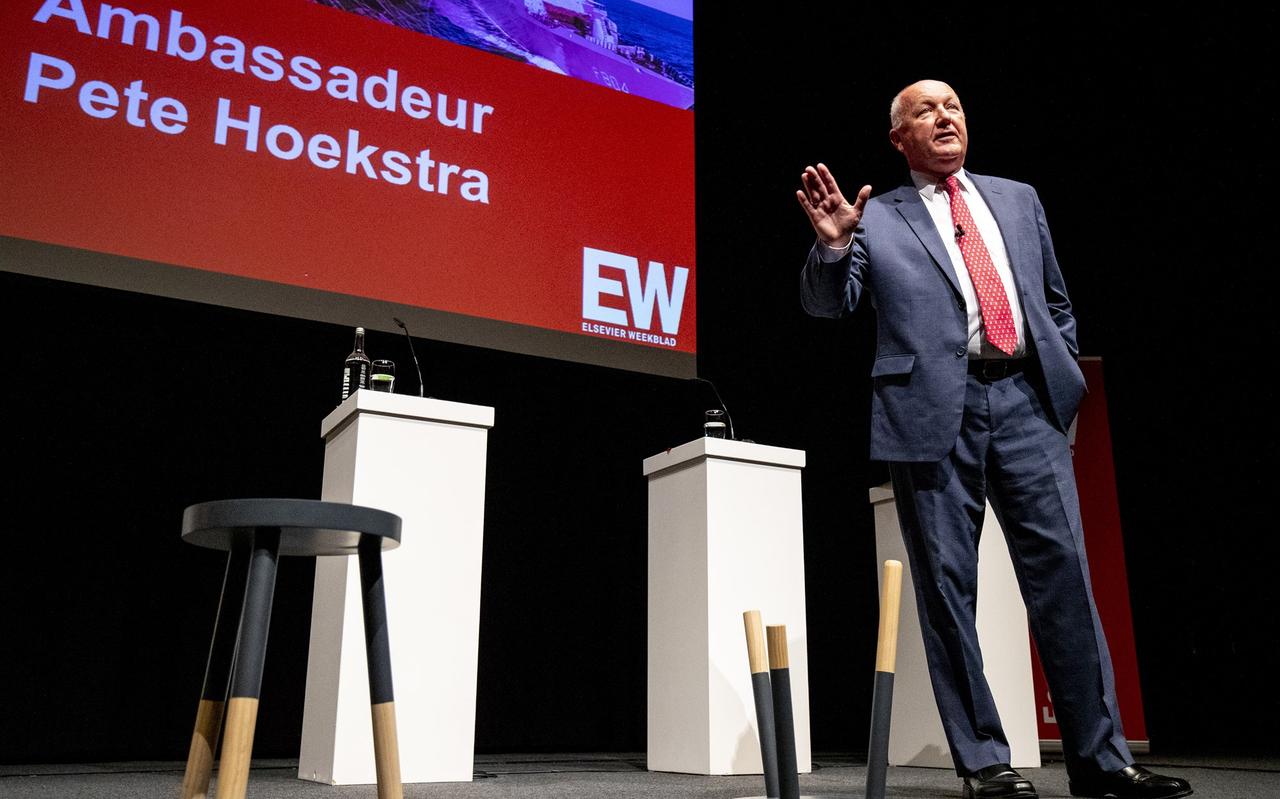 Pete Hoekstra, ambassadeur voor de Verenigde Staten in Nederland tijdens een debat van Elsevier Weekblad in oktober 2019. Pete Hoekstra, ambassadeur voor de Verenigde Staten in Nederland tijdens een debat van Elsevier Weekblad in oktober 2019.