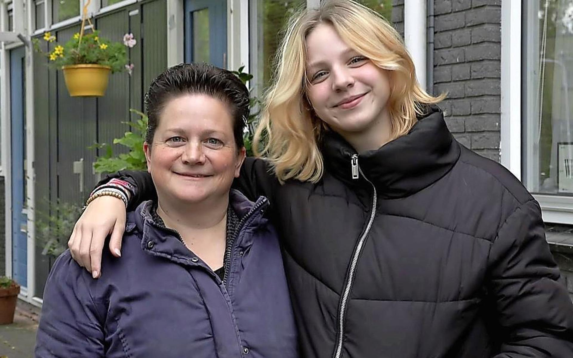 Christa en Mandy Kortekaas doen mee aan het nieuwe seizoen van Steenrijk, straat arm.
