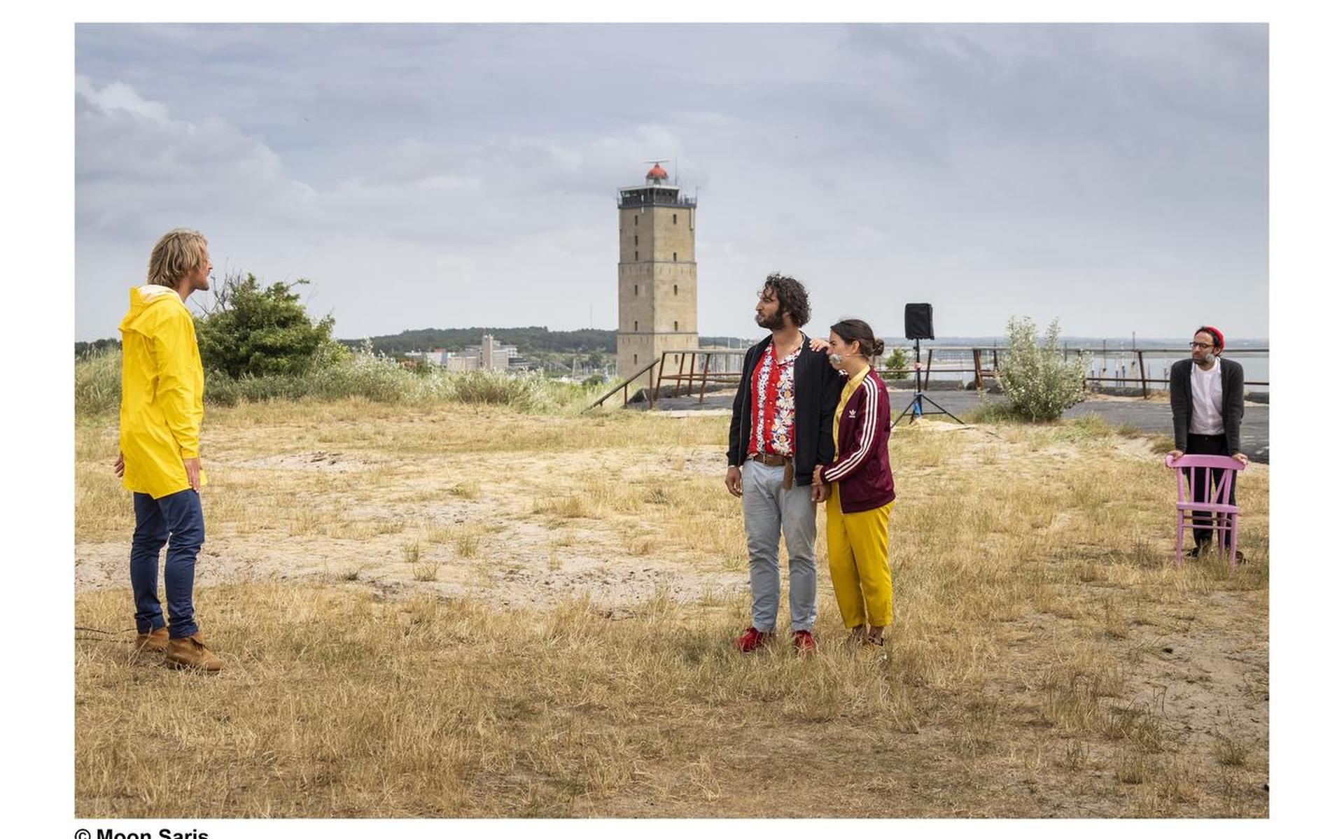 Oerol: De kille soberte van Thoreau, de dubbele Brinker en het racisme van George en Eran - Dagblad 