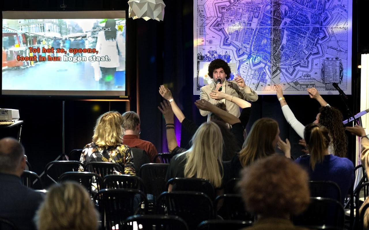 Karaoke met de literaire volkszanger Bert Wabbe Karaoke met de literaire volkszanger Bert Wabbe