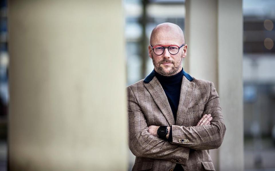 Fred Sprenger verloor zijn dochter bij een verkeersongeval. Hij is voorvechter van MoNo, geen mobiel in het verkeer.