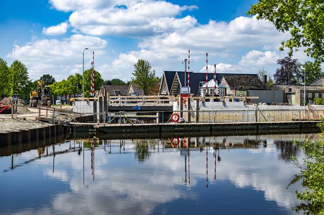 Norgerbrug nog langer afgesloten. Vaarliefhebbers zijn boos. ‘Doodsteek voor pleziervaart’