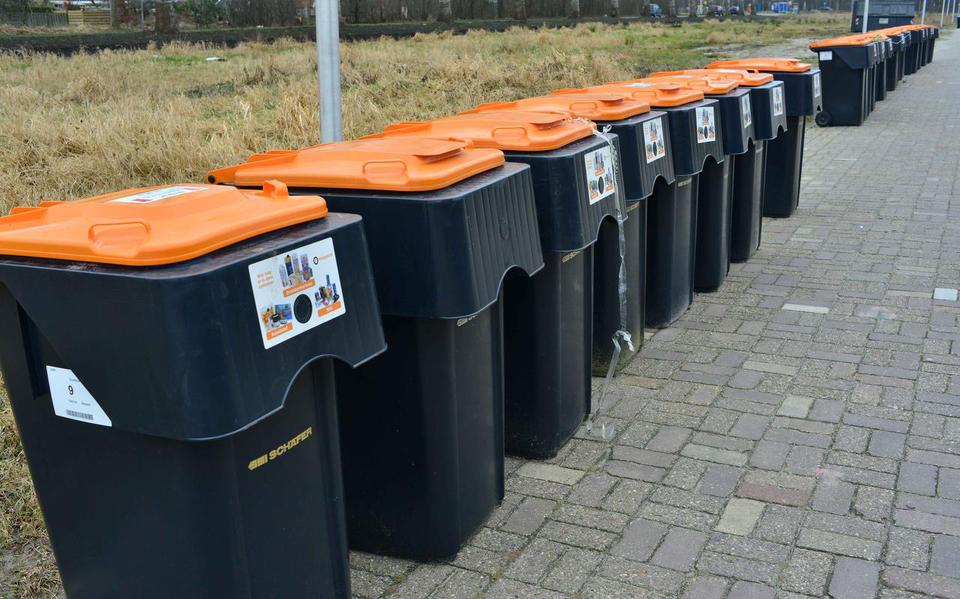 Containers voor pmd-afval.