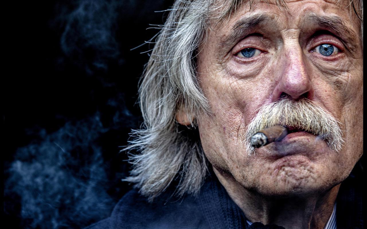 Johan Derksen: „Na mijn pensioen bij VI heb ik me geen seconde verveeld.” Johan Derksen: „Na mijn pensioen bij VI heb ik me geen seconde verveeld.”