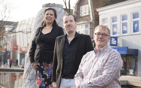 GroenLinks in Hoogeveen. Van links naar rechts: Catherina van Hien, Robin Sprakel en Ben Buskes.
