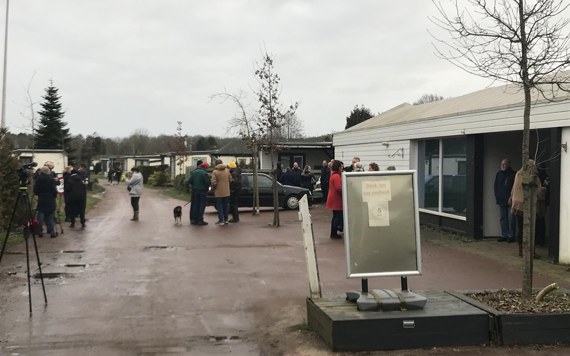 Gemeente Aa en Hunze biedt bewoners camping Anloo alsnog hulp aan voor vanavond