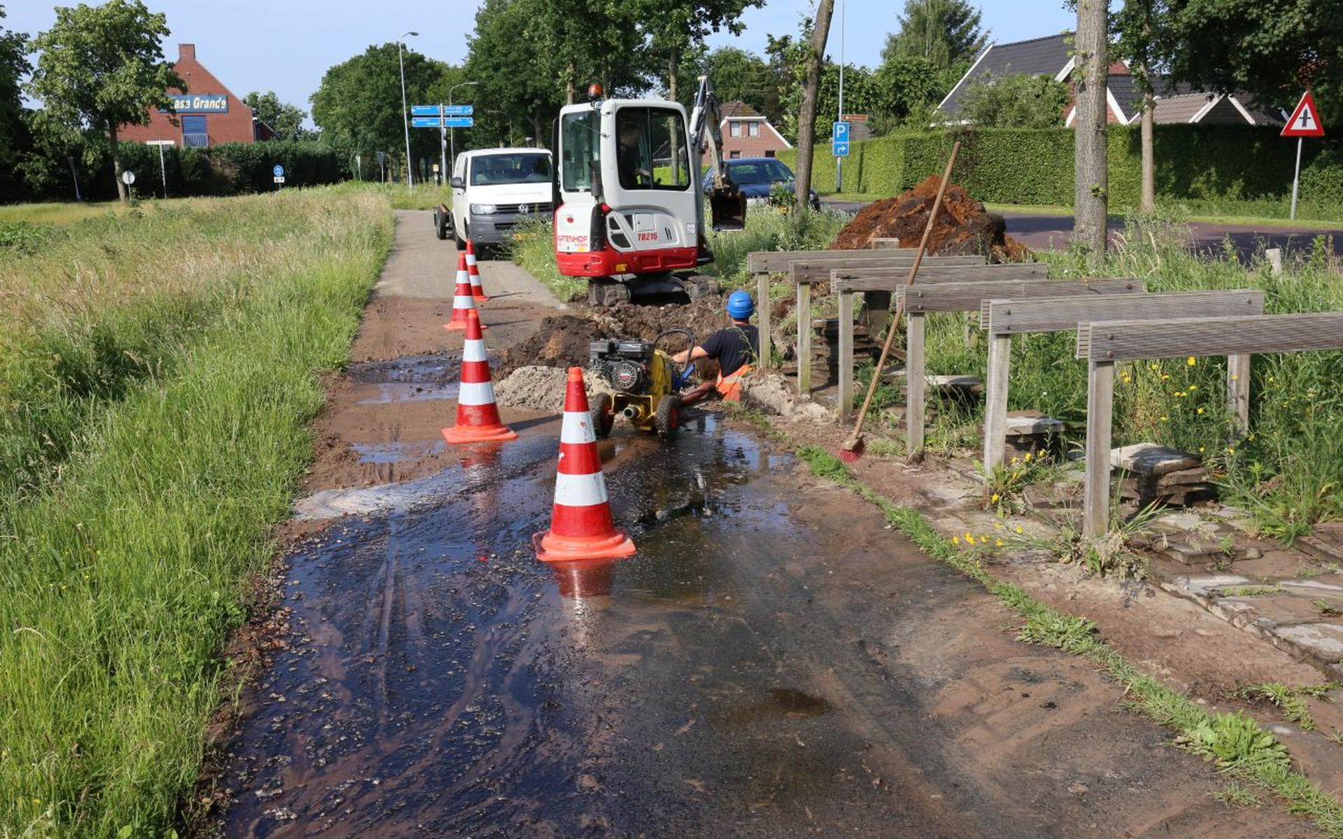 Lek in waterleiding bij Gieterveen zorgt voor lagere waterdruk in buurtdorpen - Dagblad van het Noor