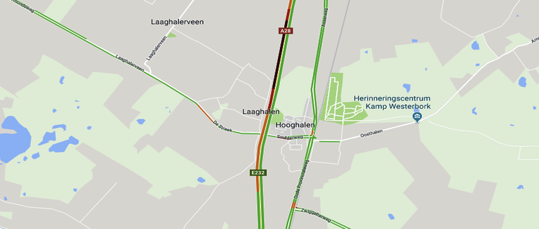 File op A28 bij Hooghalen door ongeluk. File op A28 bij Hooghalen door ongeluk.