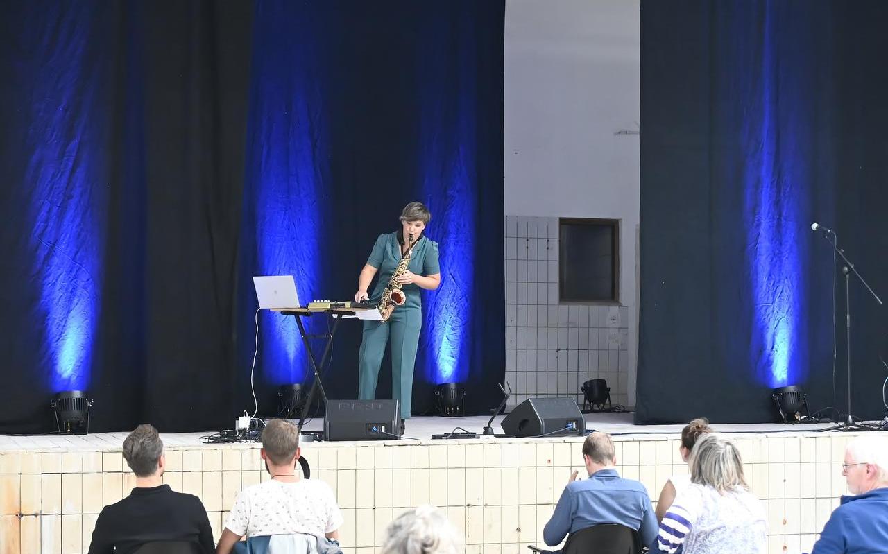 Het tweede deel van het concert, in de Oude Kaashal. Het tweede deel van het concert, in de Oude Kaashal.