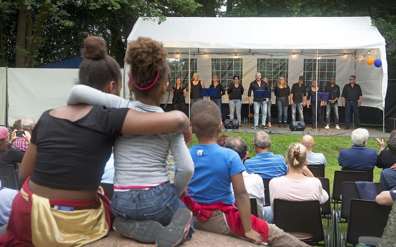 Koud en nat: Zomeravondfestival in Valthe afgelast - Dagblad van het Noorden