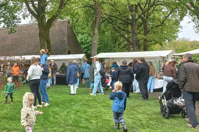 Pinkstermarkt in Orvelte biedt een gevarieerd aanbod