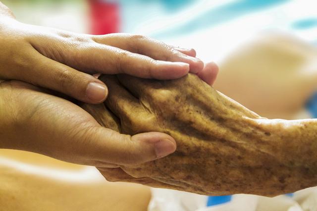 Personeel Derkshoes vult de zorg anders in. Gericht kijken naar wat iemand nodig is om actief te bli