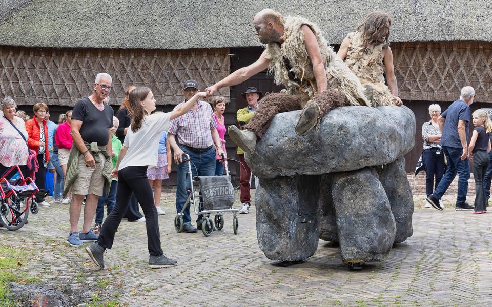 Lovende reacties voor de verschillende personages.