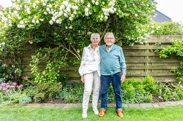 Wolter en Agnes uit Smilde vieren hun diamanten huwelijk. 'Liefde en humor voerden de boventoon