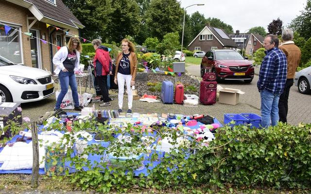 Inwoners Hoogersmilde sluiten zich aan bij opritverkoop van Dorpsbelangen