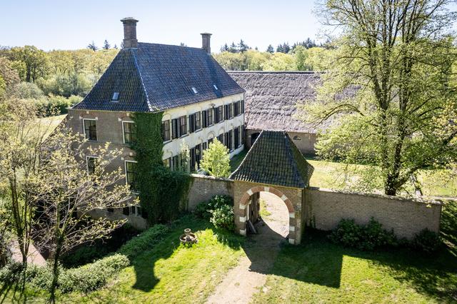 Landgoed Overcinge in Havelte verkocht voor bijna 4 miljoen euro. Nieuwe eigenaar wil opknapbeurt, n