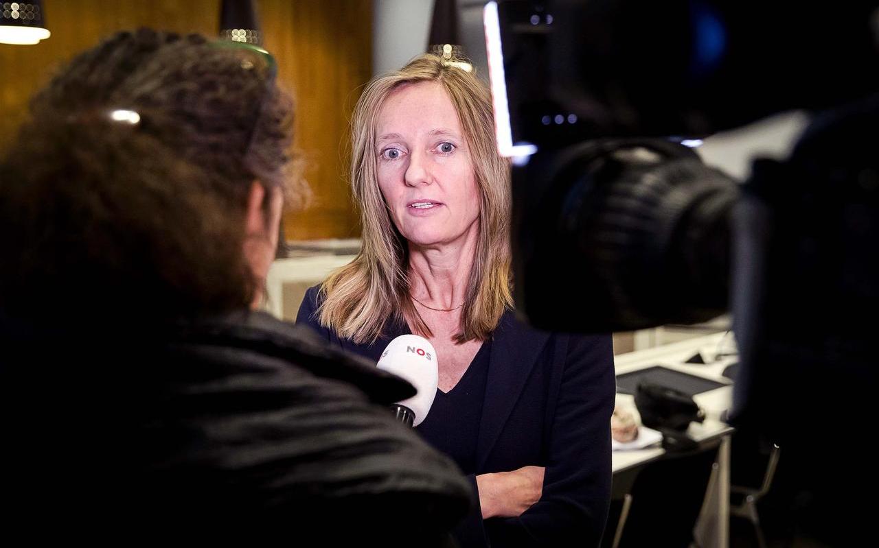 Advocaat Liesbeth Zegveld, advocaat van de nabestaanden van de Molukse treinkapers: ,,Ik heb niets tegen Van Agt.’’ Advocaat Liesbeth Zegveld, advocaat van de nabestaanden van de Molukse treinkapers: ,,Ik heb niets tegen Van Agt.’’