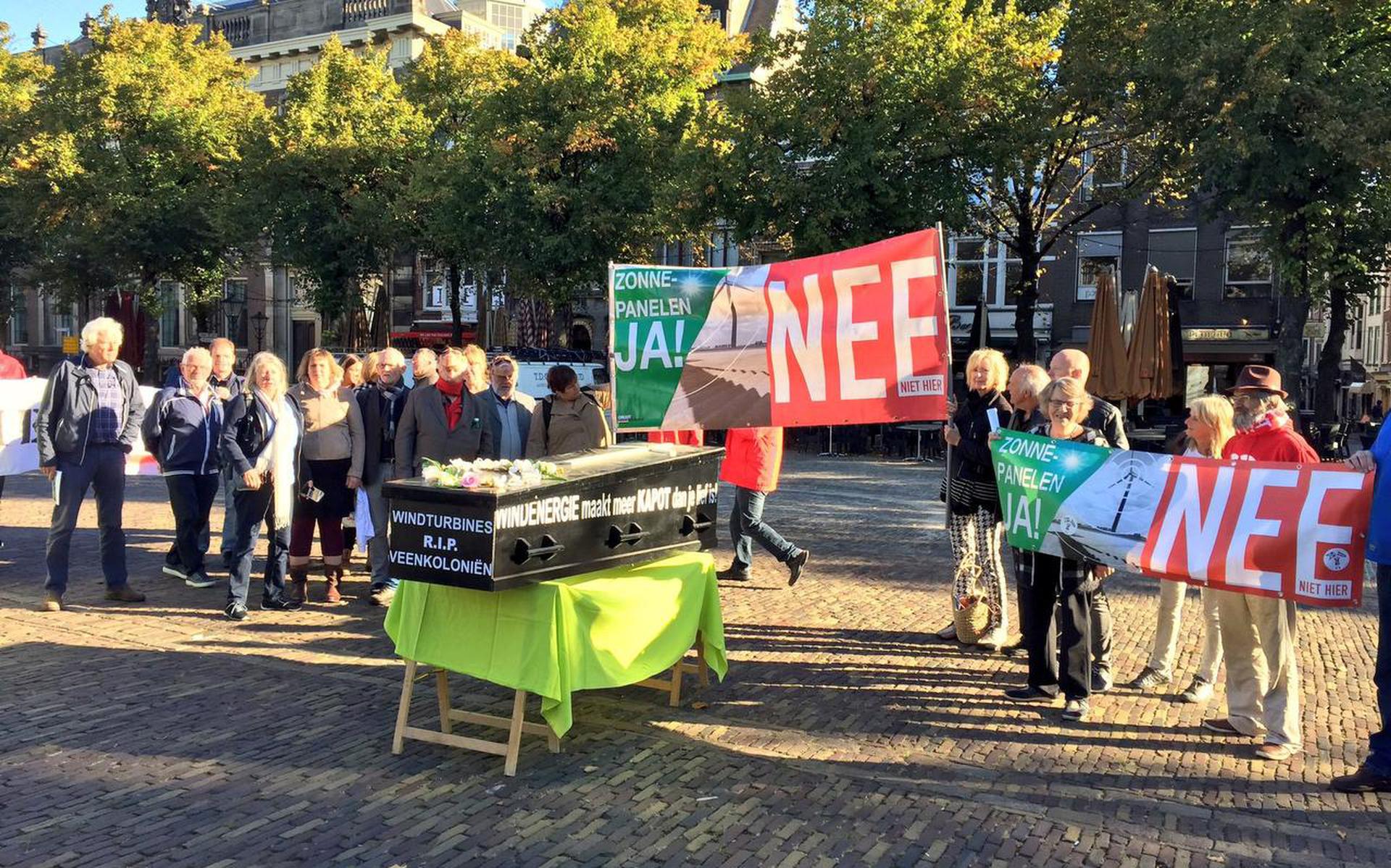 Protest van actiegroepen Platform Storm en WindNee eind vorig jaar in Den Haag.
