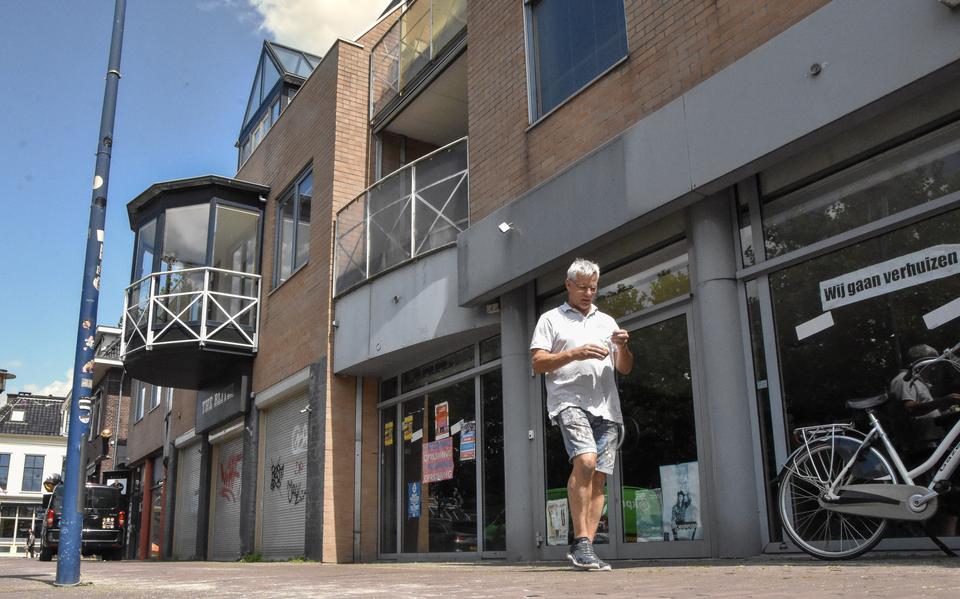 Met de aankoop van een gigantisch pand aan de Nieuwehuizen en enkele verkrotte panden aan de Rolderstraat, slaat de gemeente stilletjes een grote slag in de aanpak van de binnenstad.