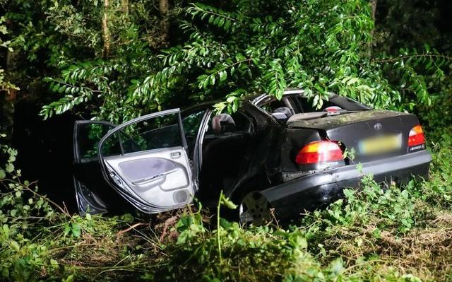 Dronken automobilist (49) raakt macht over stuur kwijt op afrit Spier van A28: 'Had nooit mogen gebe