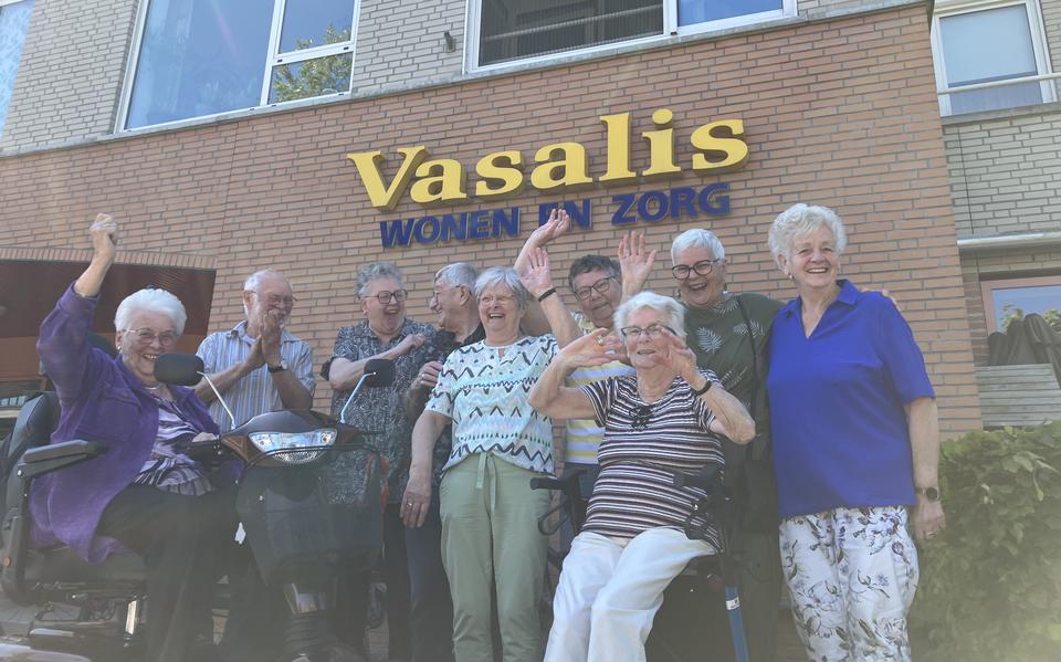 Een deel van de oudere bewoners van Vasalis is dolblij dat ze mogen blijven