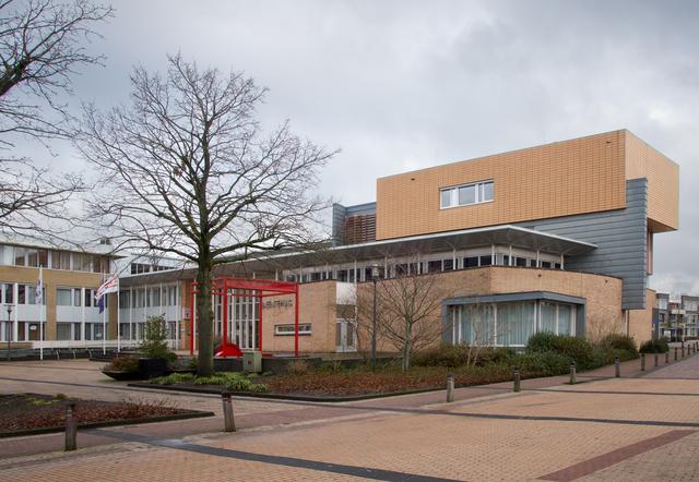 Verbouwing gemeentehuis Midden-Drenthe gaat door