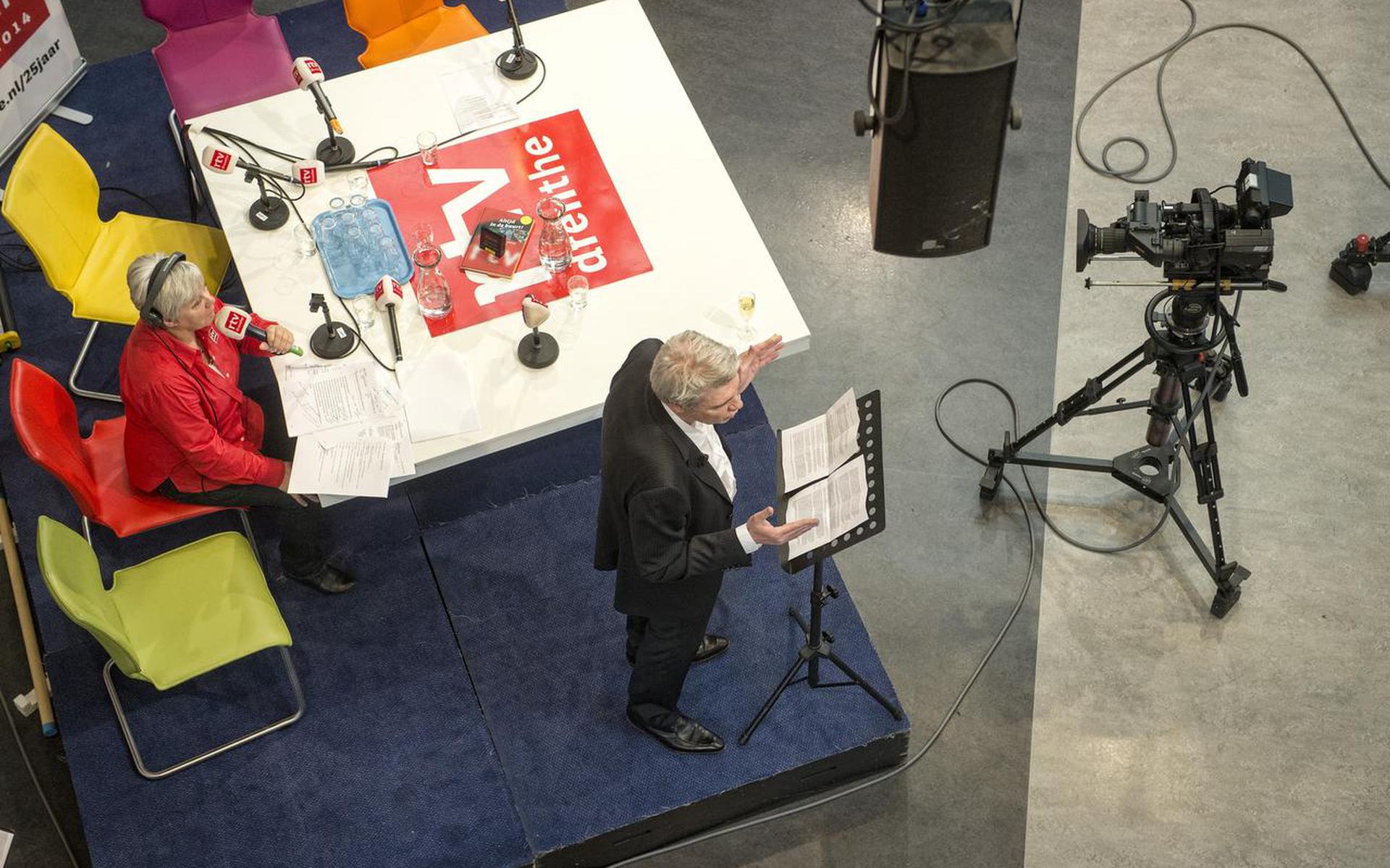 Directeur Dink Binnendijk van RTV Drenthe aan het woord. Foto Archief DvhN 
