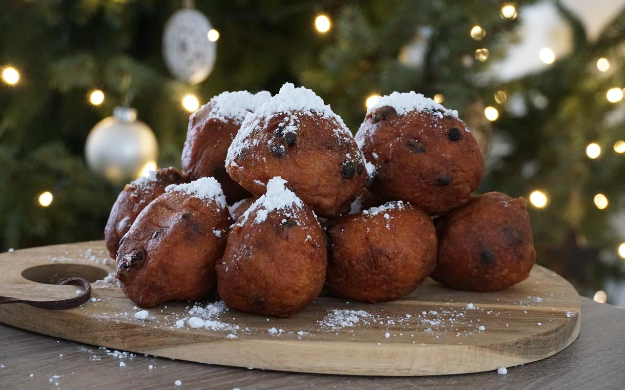 Lekkere recepten om met overgebleven oliebollen te maken. Lekkere recepten om met overgebleven oliebollen te maken.