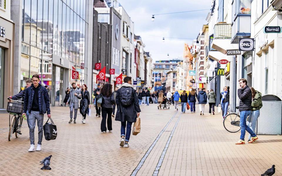 In zestien van de twintig grote gemeenten, ook in Groningen, nam het aantal winkels in 2023 toe.