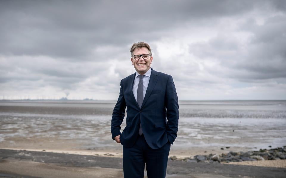Cas König vertrekt na bijna 8 jaar bij Groningen Seaports. ,,Als ondernemer moet je altijd met iedereen in je omgeving in gesprek blijven."